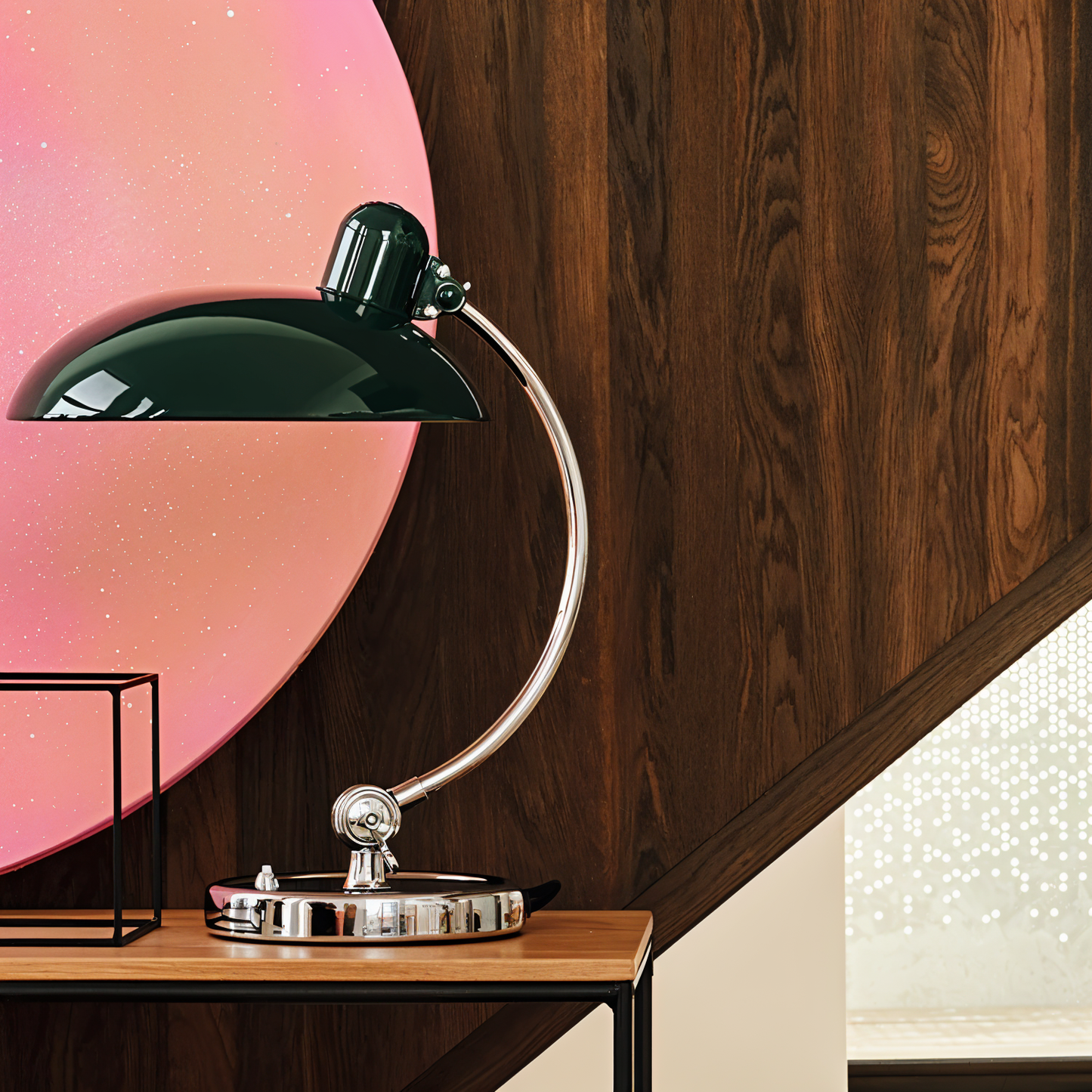Vintage lampa stołowa NostaChic z żelazną kopułą, regulowana lampa biurkowa i do czytania  