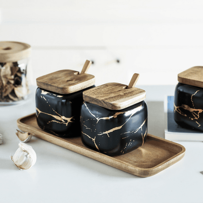 Porzellan-Gewürzgläser-Set mit Holztablett und luftdichten Deckeln