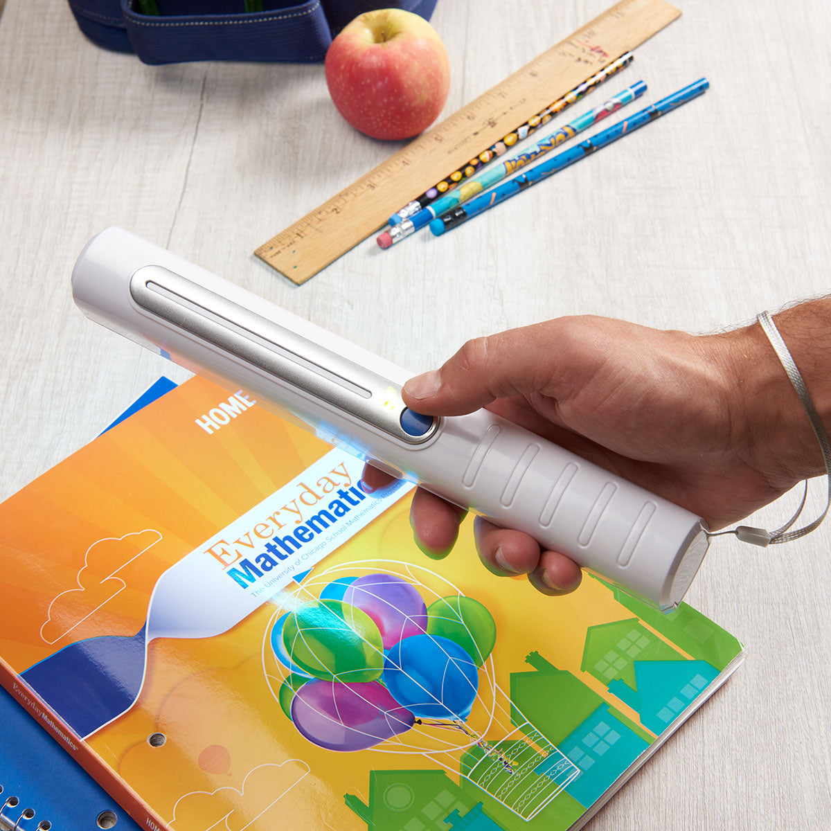 Tragbarer UV-Lichtstab, handgehaltenes Oberflächenreinigungsgerät mit automatischer Abschaltung