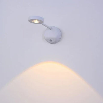 Wiederaufladbare LED-Wandleuchte – Lampe mit Bewegungssensor, einstellbarer Helligkeit und drei Lichtfarben