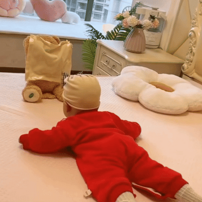 SnuggleBuddy peek a boo bjørn interaktivt talende plysdyr til babyer og småbørn