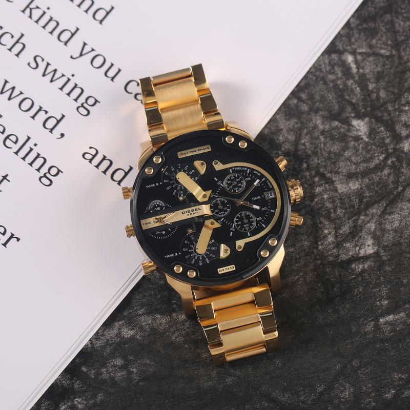 Stainless Steel Chronograph Quartz Watch Elegant Men’s Luxury Timepiece