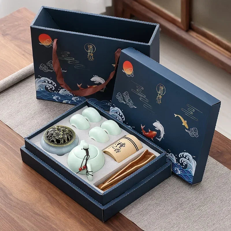 Traditionelles chinesisches Keramik-Teeset mit 4 Tassen und Räuchergefäß Gongfu-Teeset